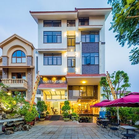 La Maison Danang Beach Hotel Bagian luar foto