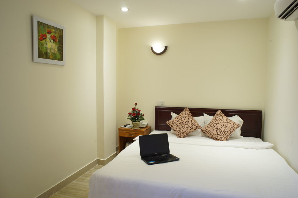 La Maison Danang Beach Hotel Bagian luar foto